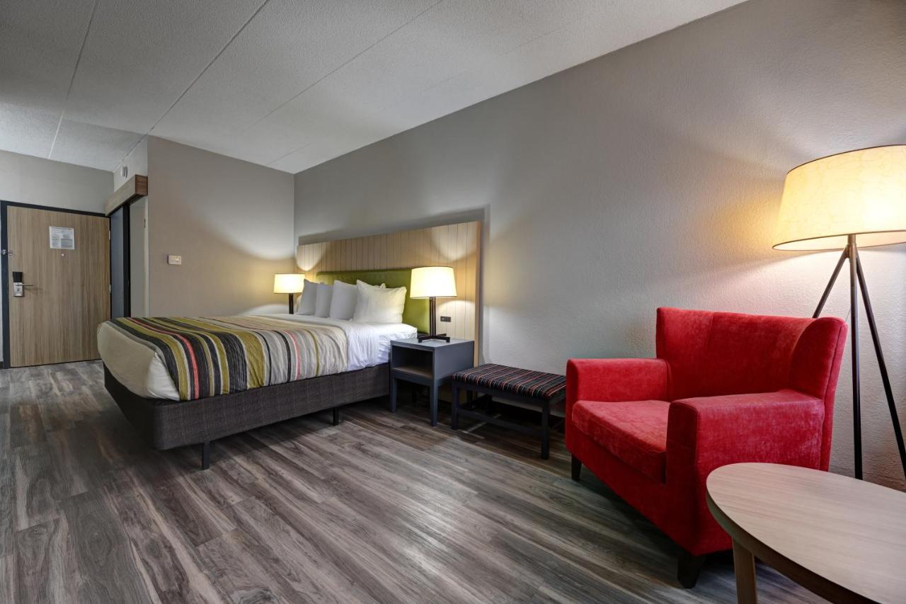 Country & By Radisson, Pierre, Sd 3* Pierre