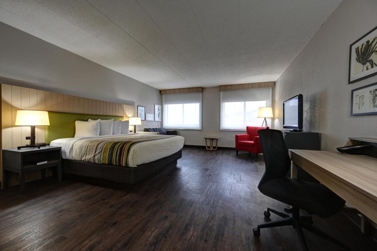 Country & By Radisson, Pierre, Sd 3* Pierre