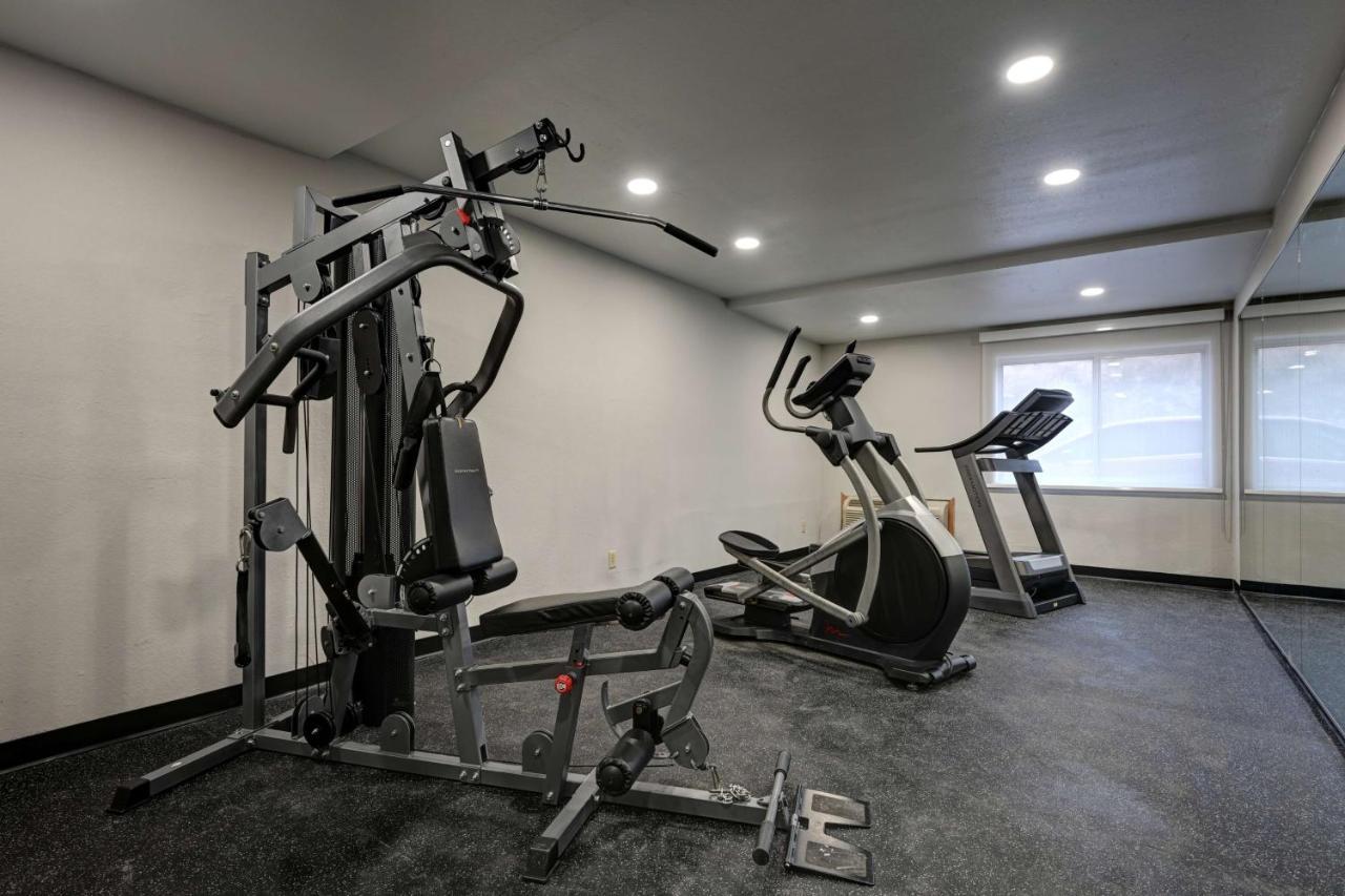 Hotel Country & By Radisson, Pierre, Sd 3*